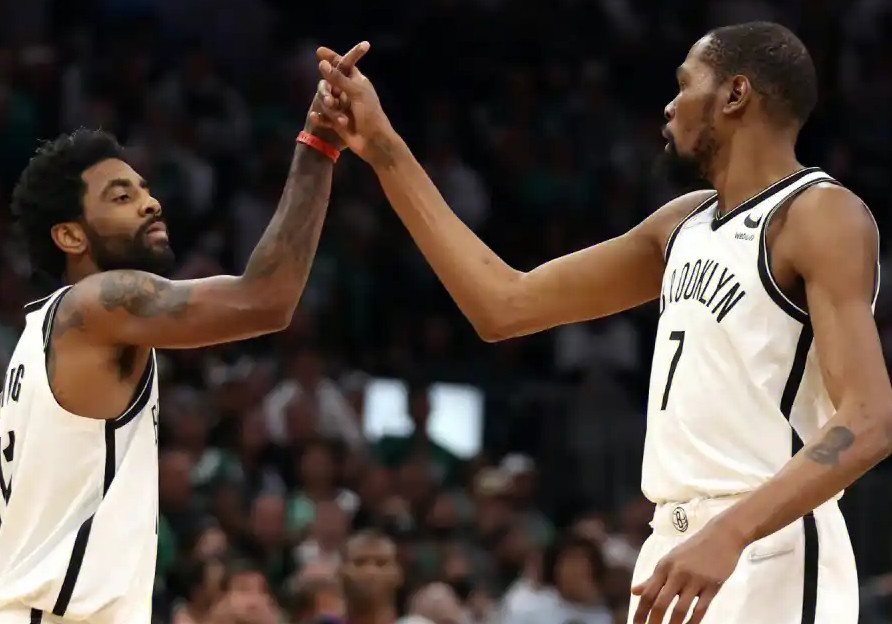 华体会官网入口最新网址-杜兰特连续十二场比赛得分超过挺进下一轮，曼联挑战极限！