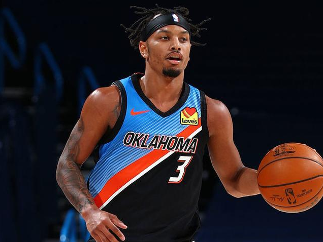  谢震业19秒88夺冠 